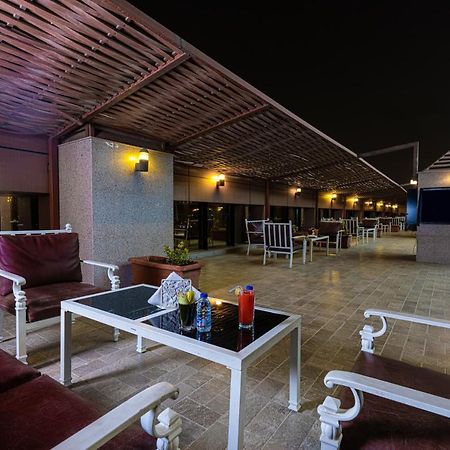 Platinum Seventy Aparthotel Jeddah Exterior photo