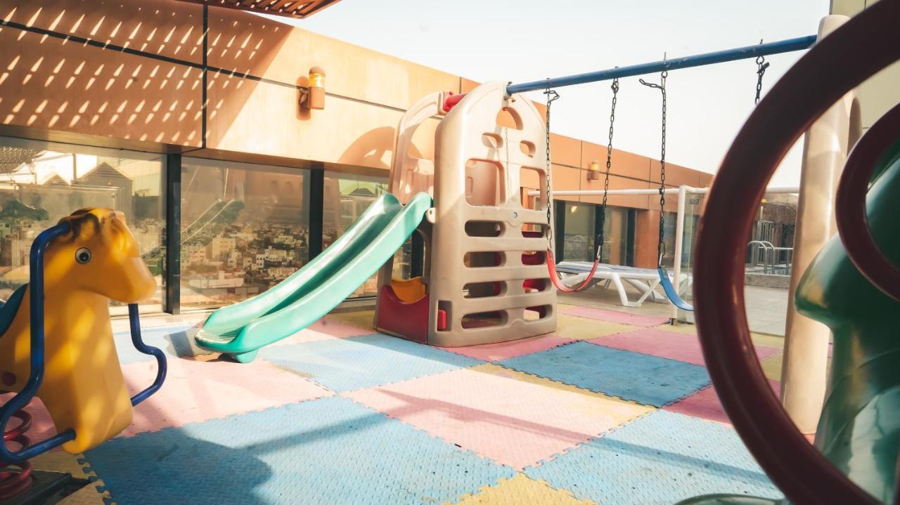 Platinum Seventy Aparthotel Jeddah Exterior photo