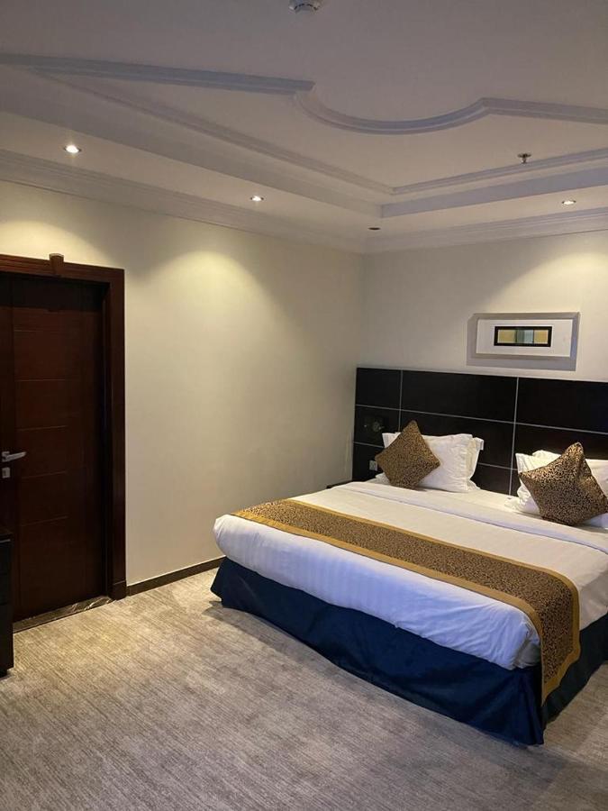 Platinum Seventy Aparthotel Jeddah Exterior photo