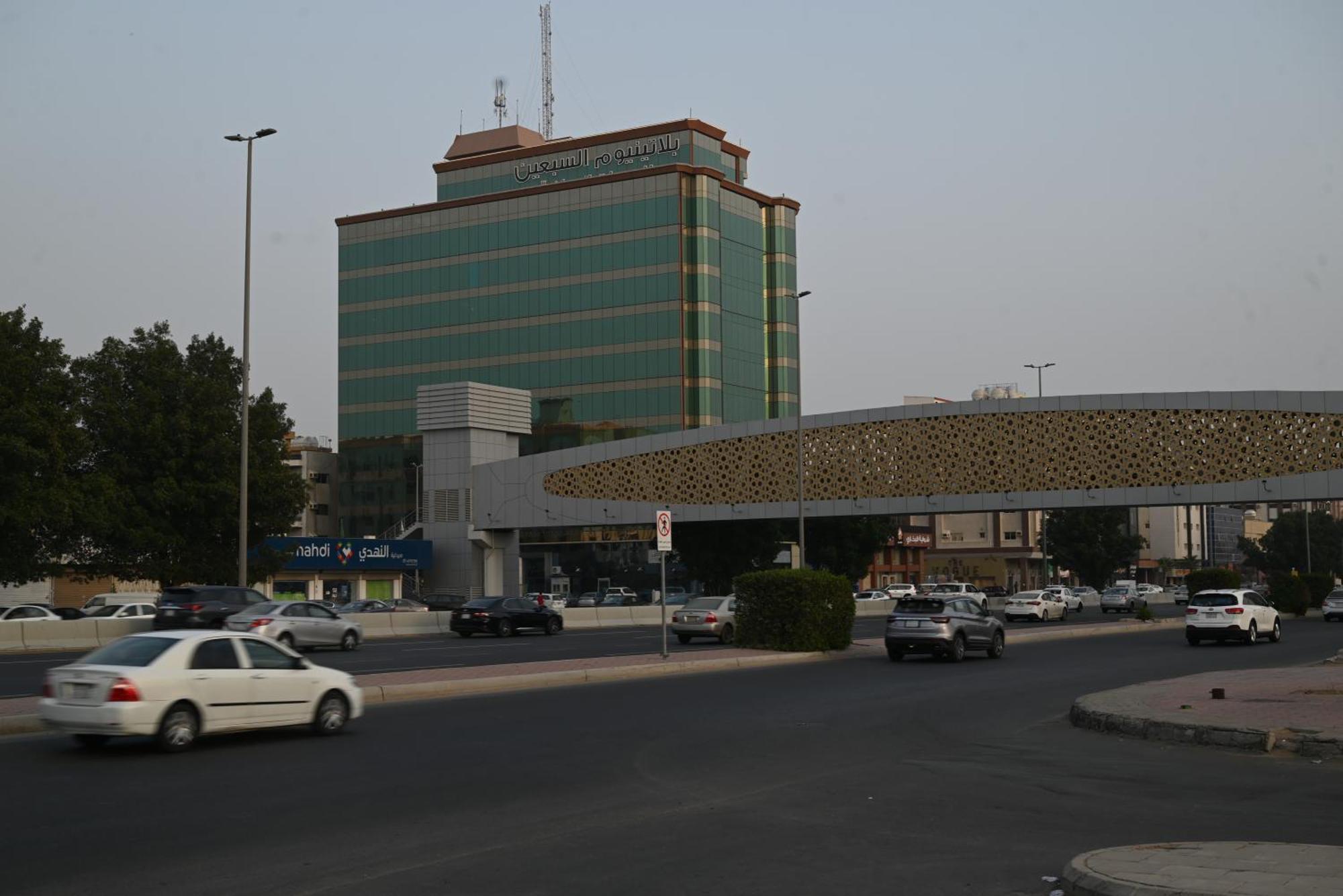 Platinum Seventy Aparthotel Jeddah Exterior photo