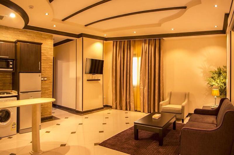 Platinum Seventy Aparthotel Jeddah Exterior photo