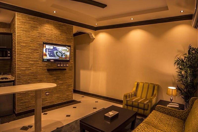 Platinum Seventy Aparthotel Jeddah Exterior photo