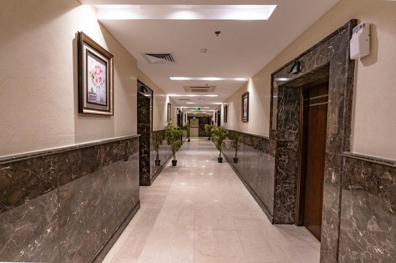 Platinum Seventy Aparthotel Jeddah Exterior photo